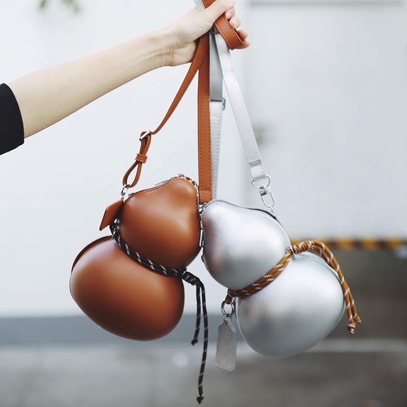 Borsa a tracolla a forma di zu - Street Fashion Russia recensione e prezzo