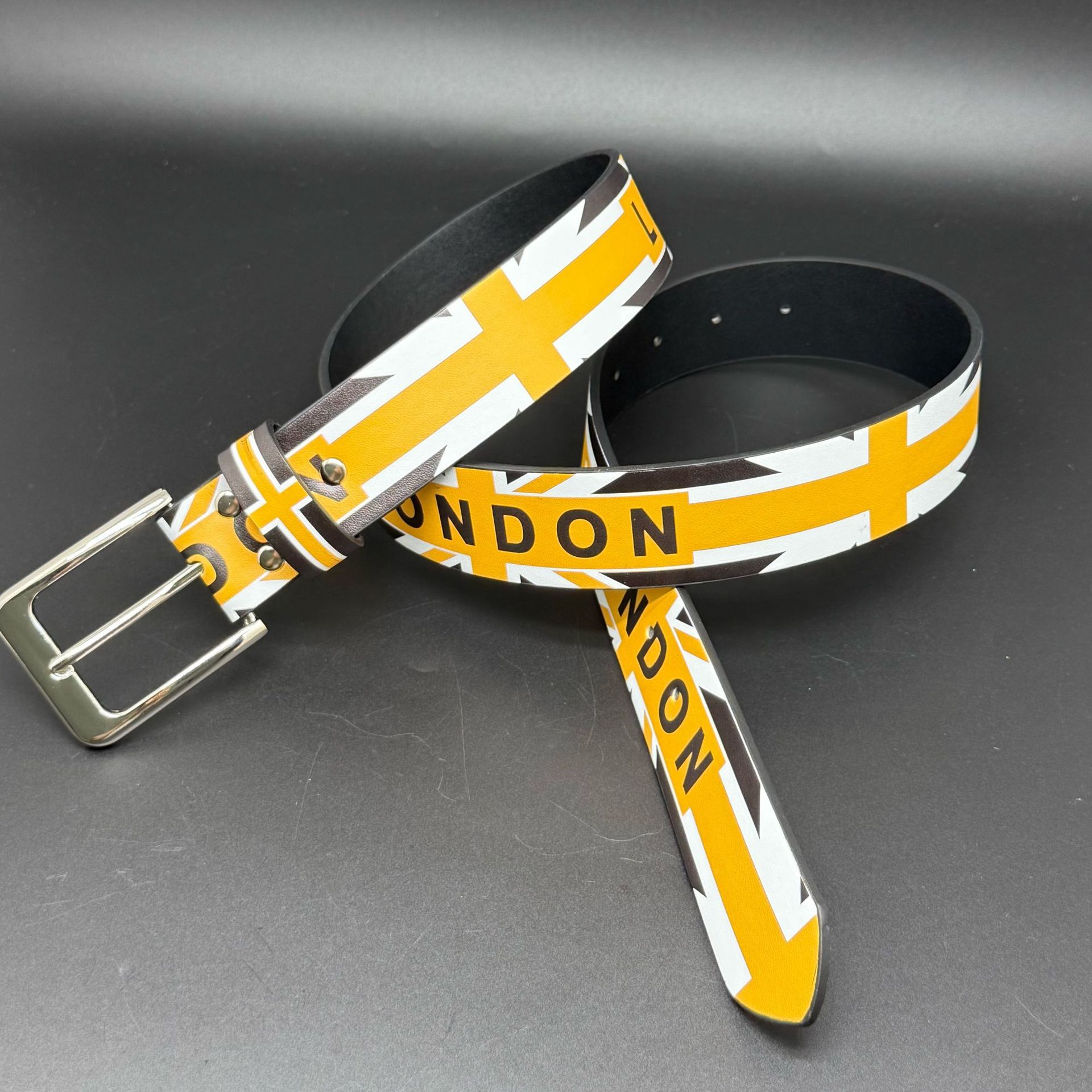 Cintura Unisex Vintage America - Street Fashion London recensione e prezzo