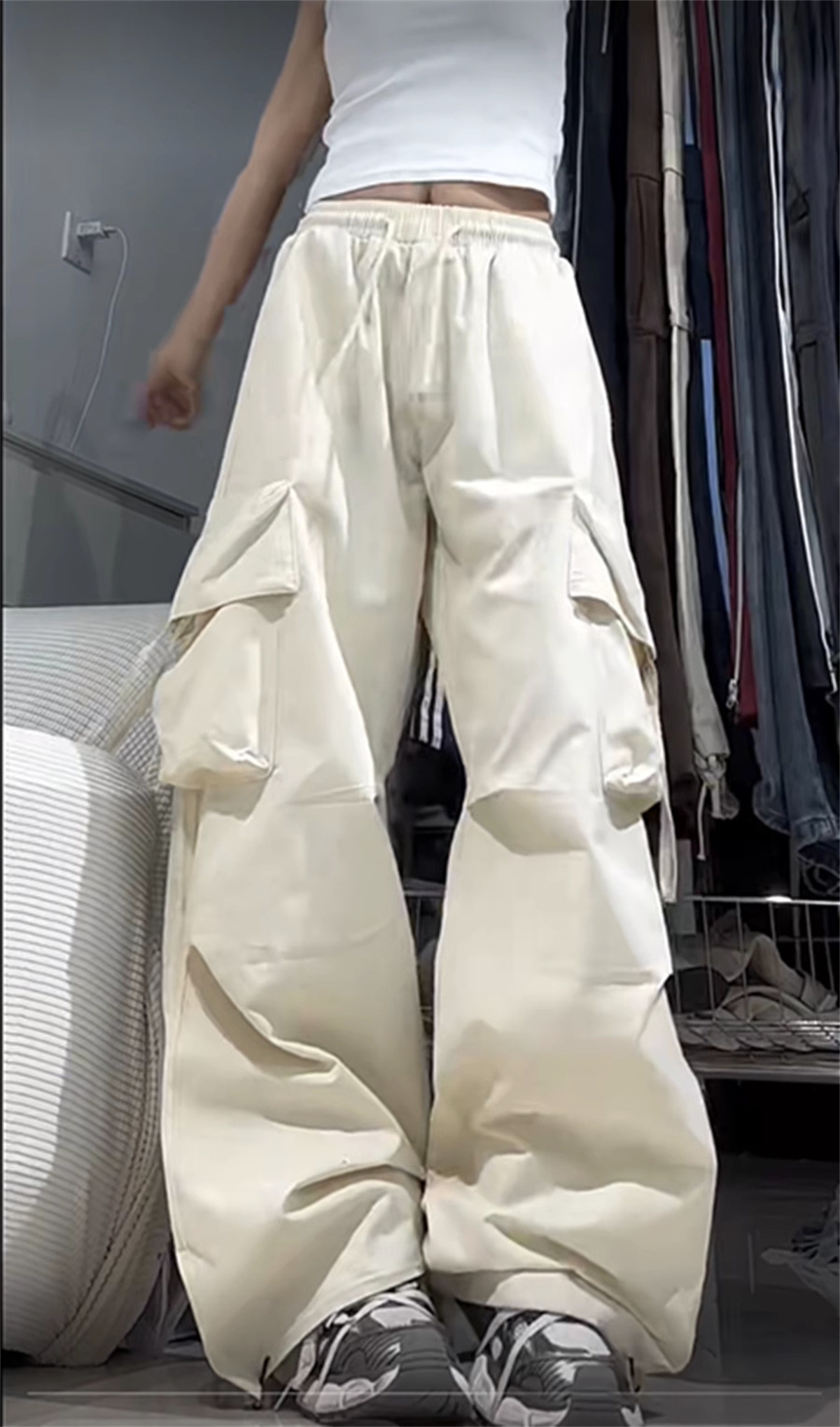Pantaloni Oversize con Tasche  - Street Fashion England recensione e prezzo