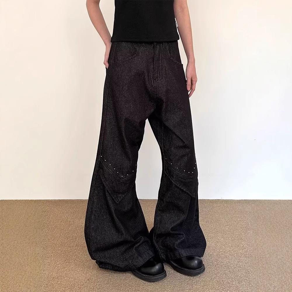 2025 Jeans svasati dritti da u - Street Fashion Trend 2025 recensione e prezzo